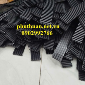 Cao su soc doc 50x600x10mm