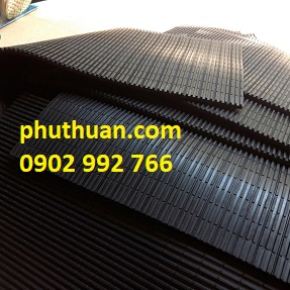 Cao su sọc khía 300x1000x10mm